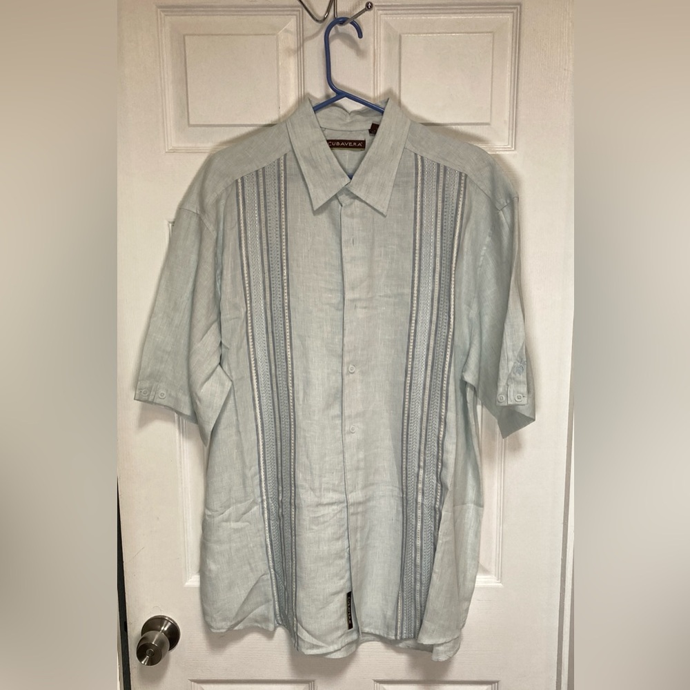Cubavera Shirt light teal with simple embroidered pattern size XL 100% linen
